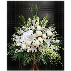 F103   Condolence & Sympathy Flower Arrangement F103   Condolence & Sympathy Flower Arrangement